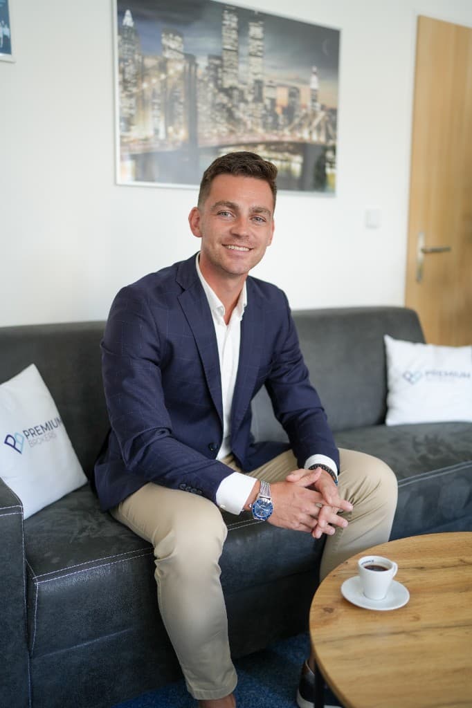 Marek Příbramský — finance a tým Premium Brokers