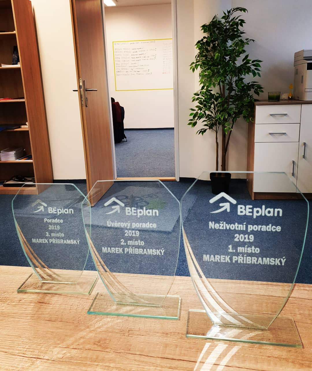 Založení Premium Brokers — fotografie z období 2019